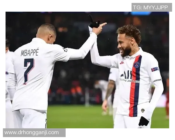 8月14日巴黎圣日耳曼对阵甘冈的精彩对决分析与赛后点评
